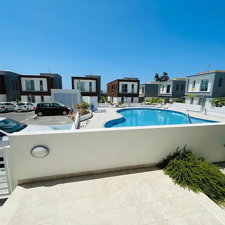 Villa Rose Gardens Cozy Paphos